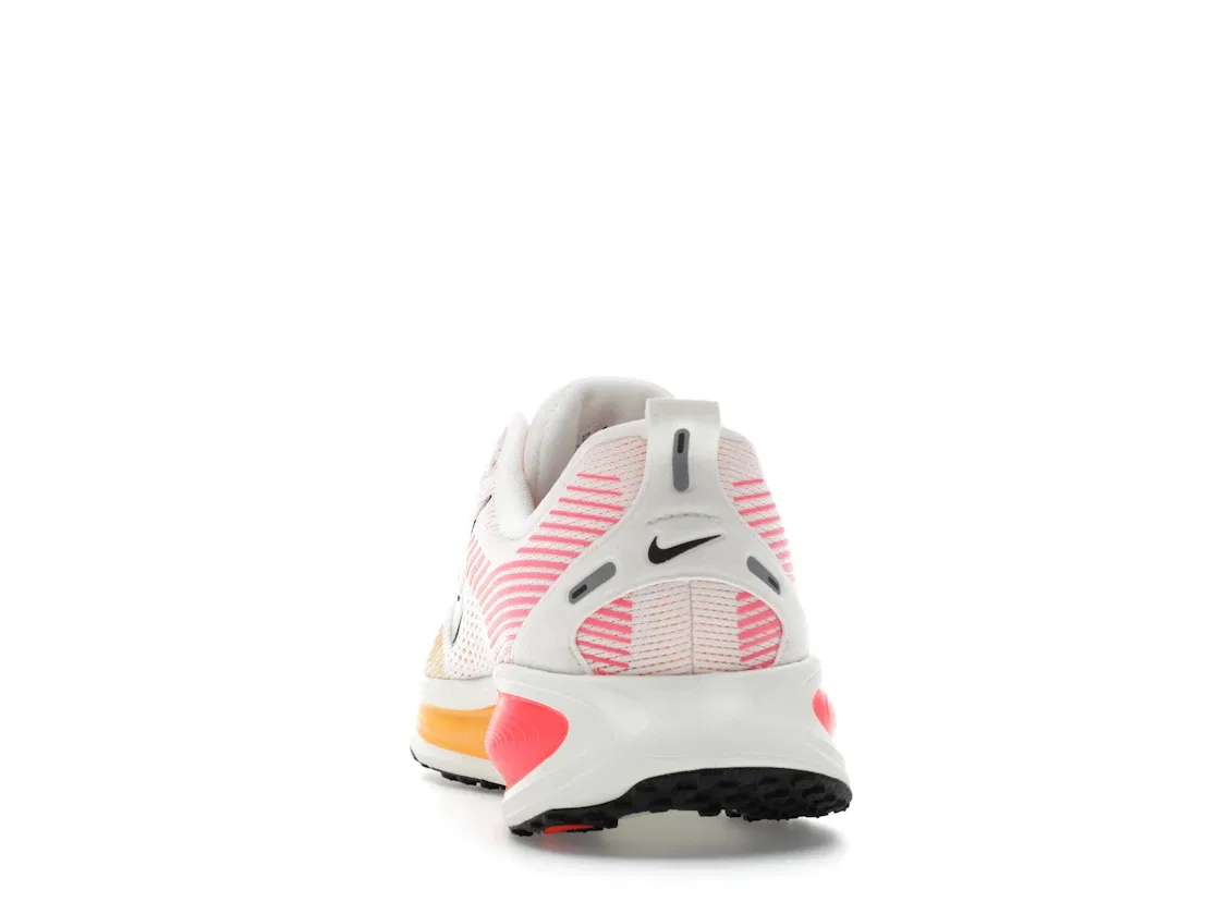 Детские кроссовки для бега Nike Vomero 18 Nike, Sail Bright Crimson Laser Orange Black — фото 4