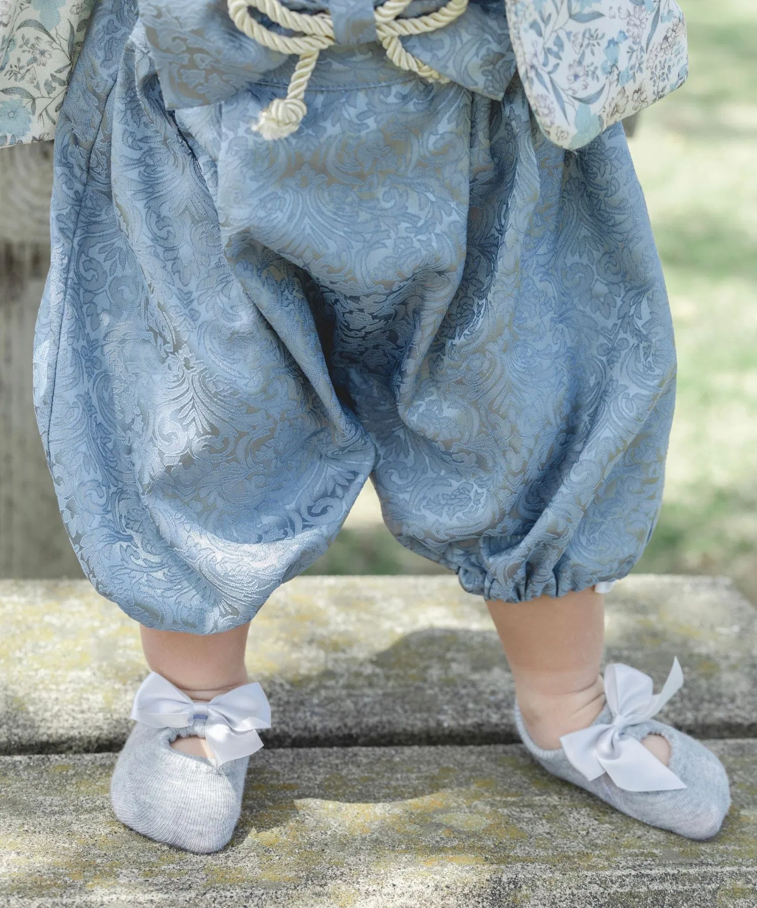 Детские носки для малышей с бантом SweetMommy серые — фото 4
