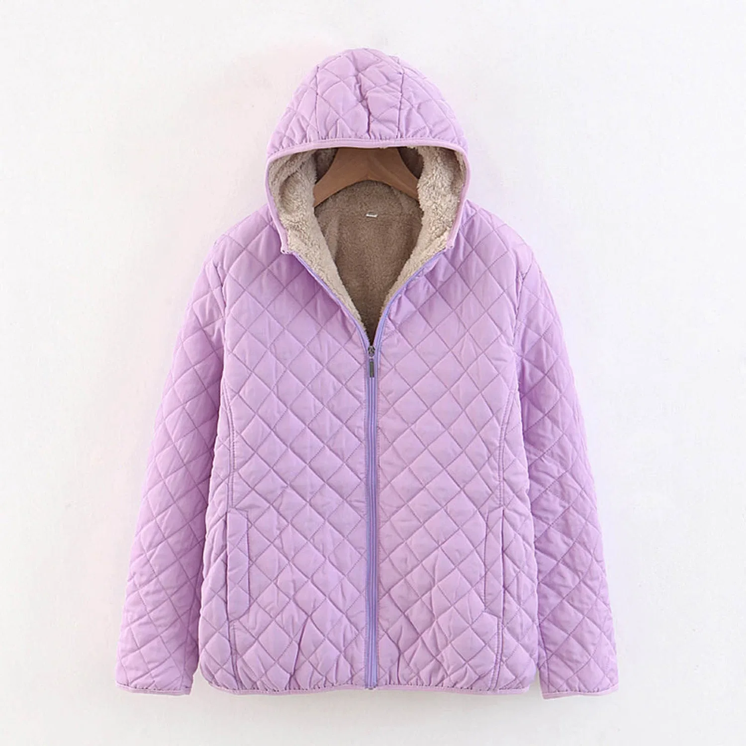 Женское утепленное стеганое пальто с капюшоном, lilac — фото 2
