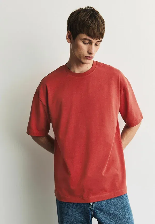 Футболки комплект 3 шт. Heavyweight t-shirts, Next, красный, ecru, белый, синий — фото 3