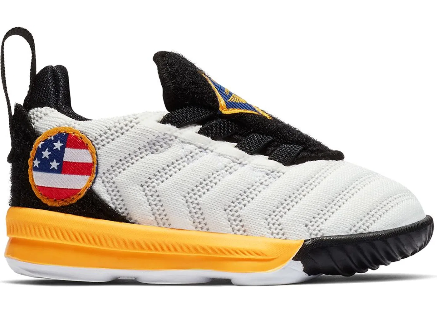 Детские кроссовки для мальчиков спортивные Nike LeBron 16, White/Laser Orange-Total Orange-Black