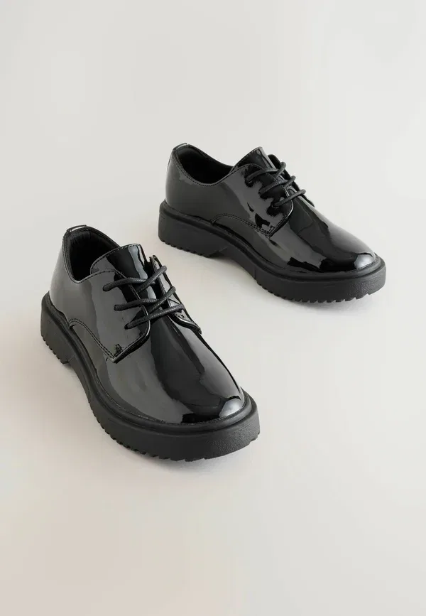 Туфли на блочном каблуке School lace up chunky shoes Next patent, черный — фото 2