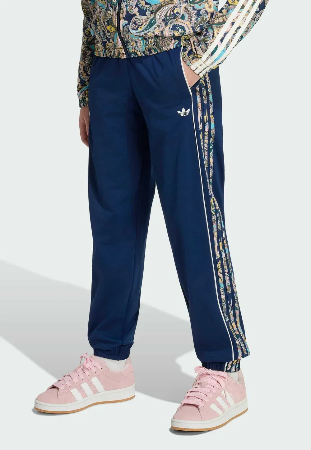 Свободные спортивные брюки с узором «пейсли» Adidas Originals, Night Indigo