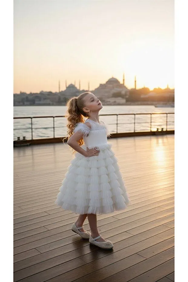 Детское платье для девочек из фатина Feather collar detailed layered tulle girls' special occasion dress Pixinadeluxe, White