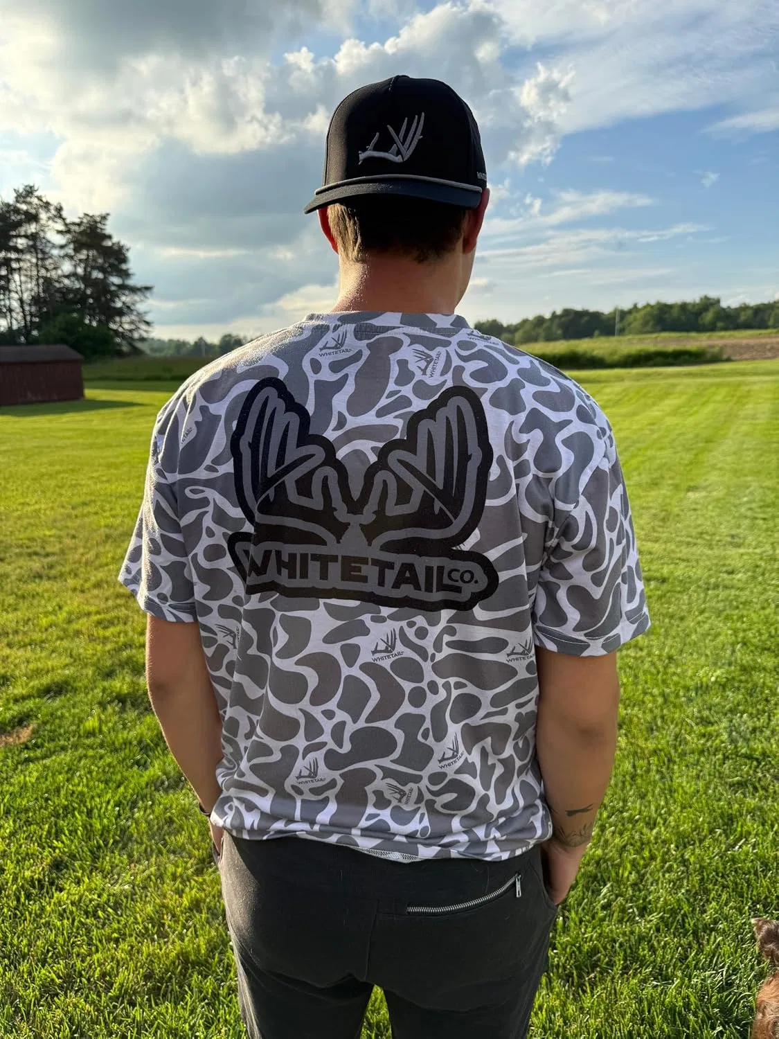 Мужская футболка с принтом Whitetail Co. Old Camo Faded Pocket Tee — фото 3