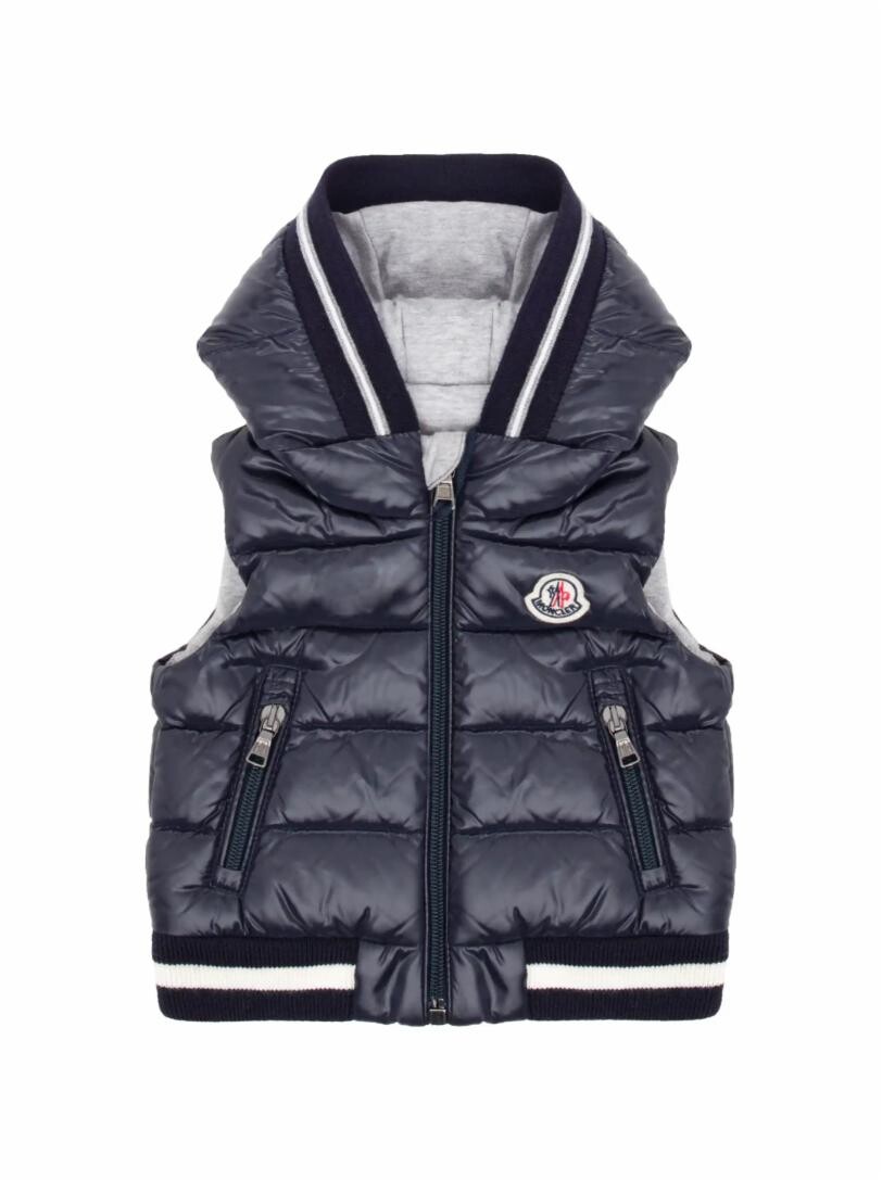 

Жилет Moncler