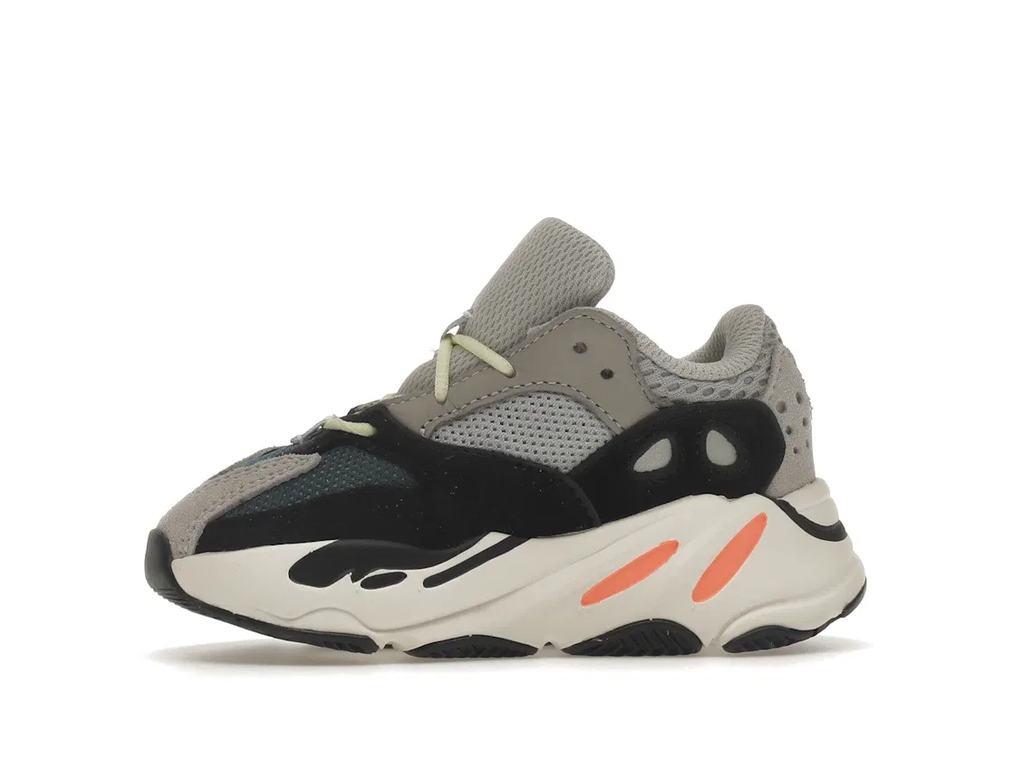 Детские кроссовки с амортизацией Boost Adidas Yeezy Boost 700, Solid Grey/Chalk White/Core Black — фото 3