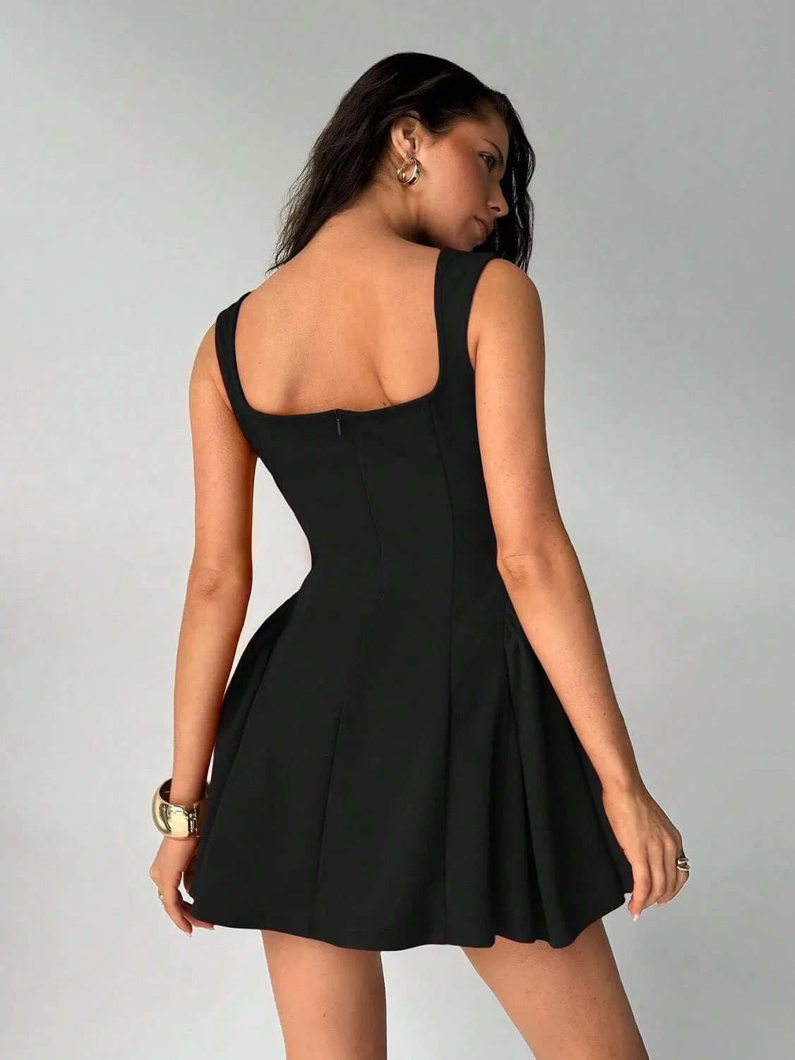 Женское A-силуэта платье без рукавов с открытой спиной, Black — фото 2