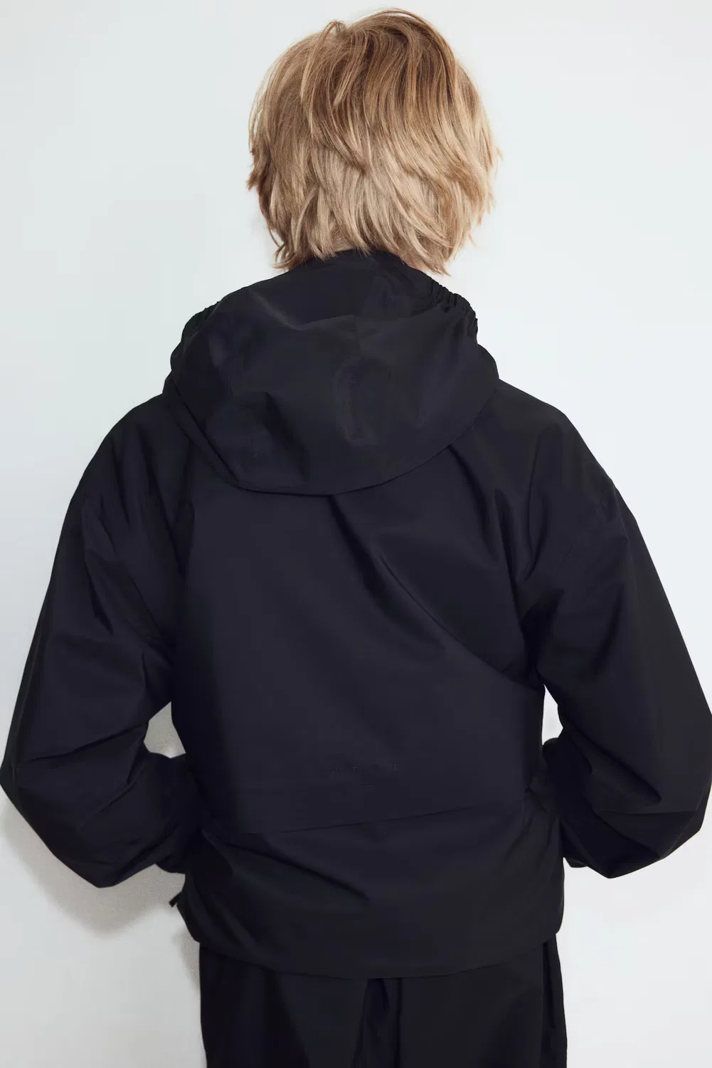 Складная дождевая куртка с защитой от непогоды Stormmove H&M, Schwarz — фото 4