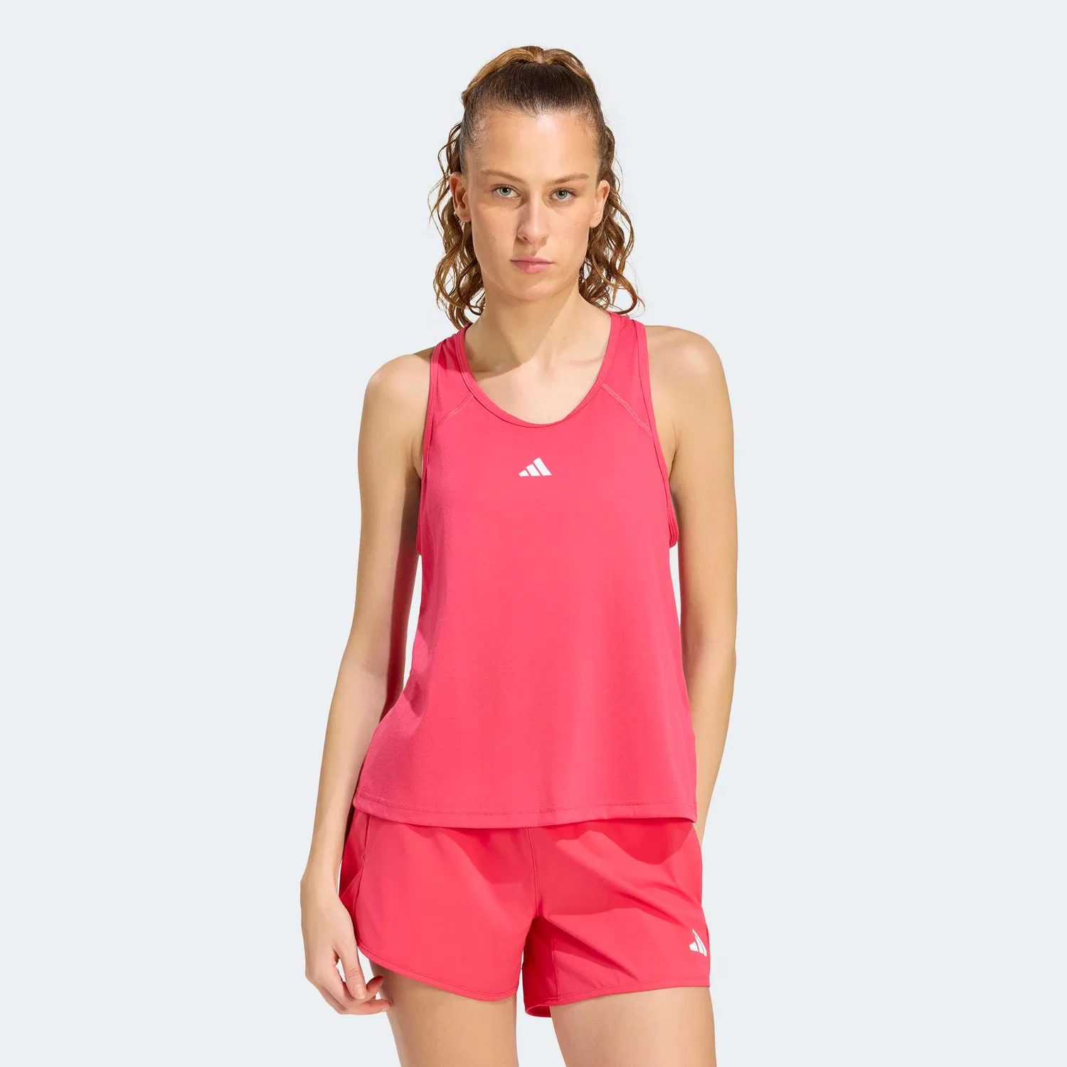 Спортивная футболка Adidas Performance розового цвета — фото 2
