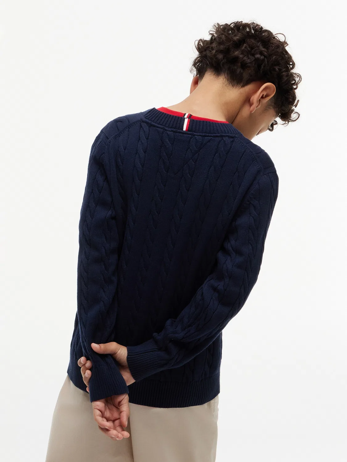 Свитер Tommy Hilfiger Essential темно-синего цвета — фото 3