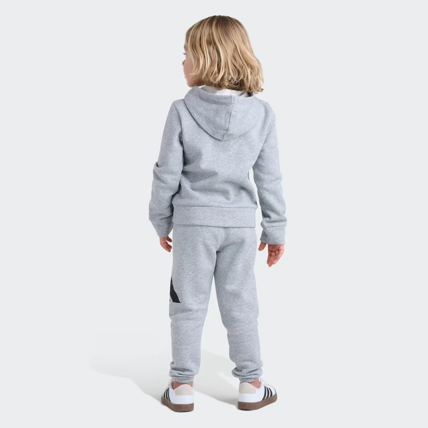 Детский комплект на флисе из 2 предметов Essential Fleece Big Logo Adidas Sportswear, серый меланж