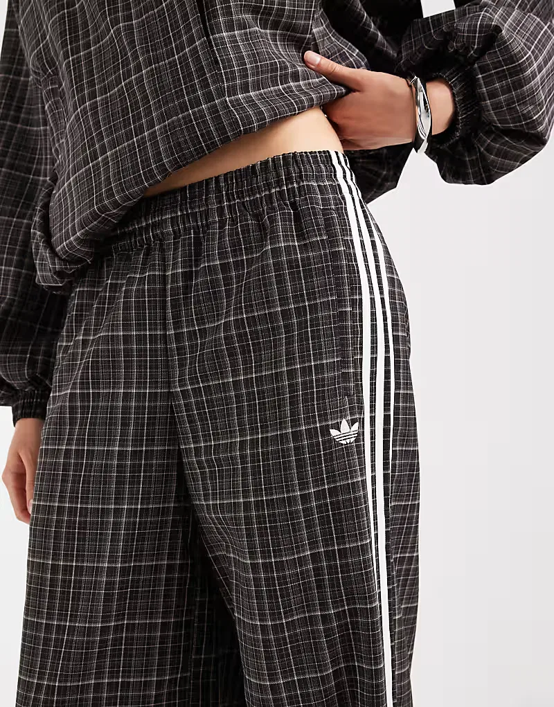 Спортивные брюки Adidas Originals в клетку, ночной коричневый — фото 4