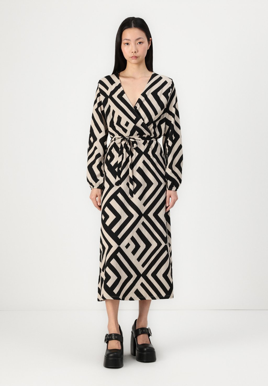 

Повседневное платье VMPOET WRAP DRESS Vero Moda, бежевый