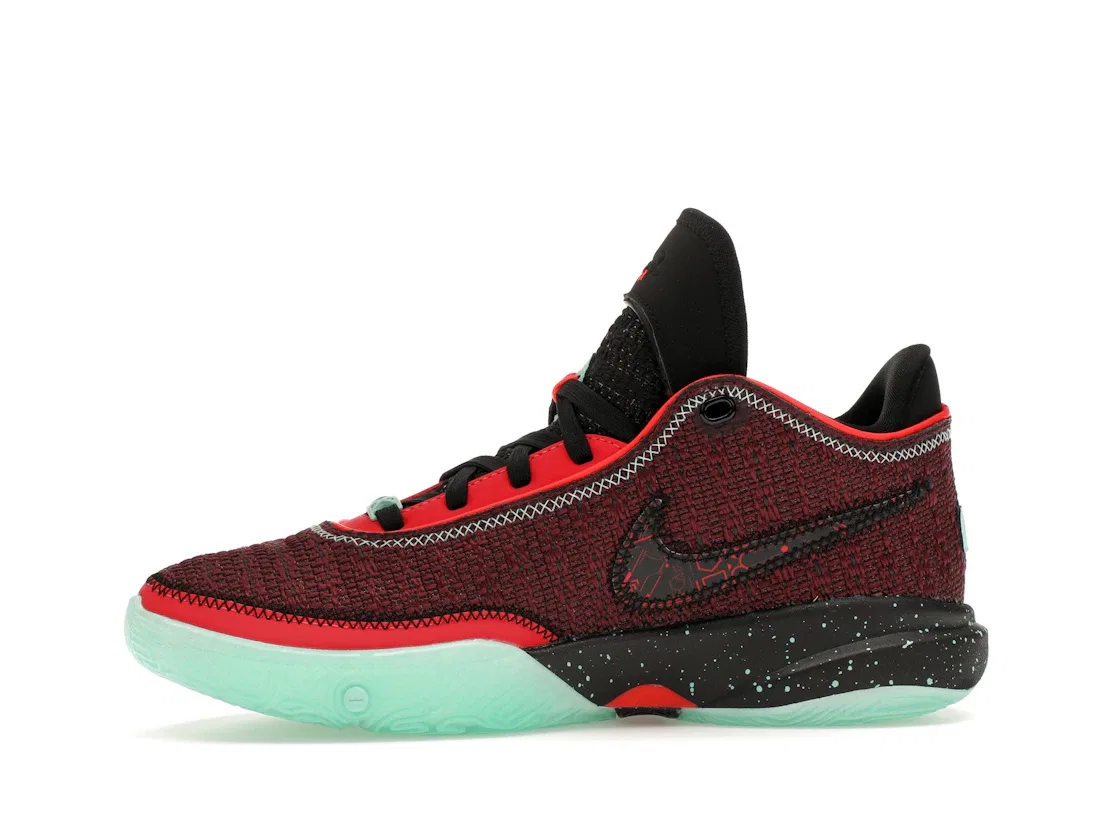 Детские кроссовки для мальчиков баскетбольные Nike LeBron 20 SE, Night Maroon/Multi-color/Black — фото 3