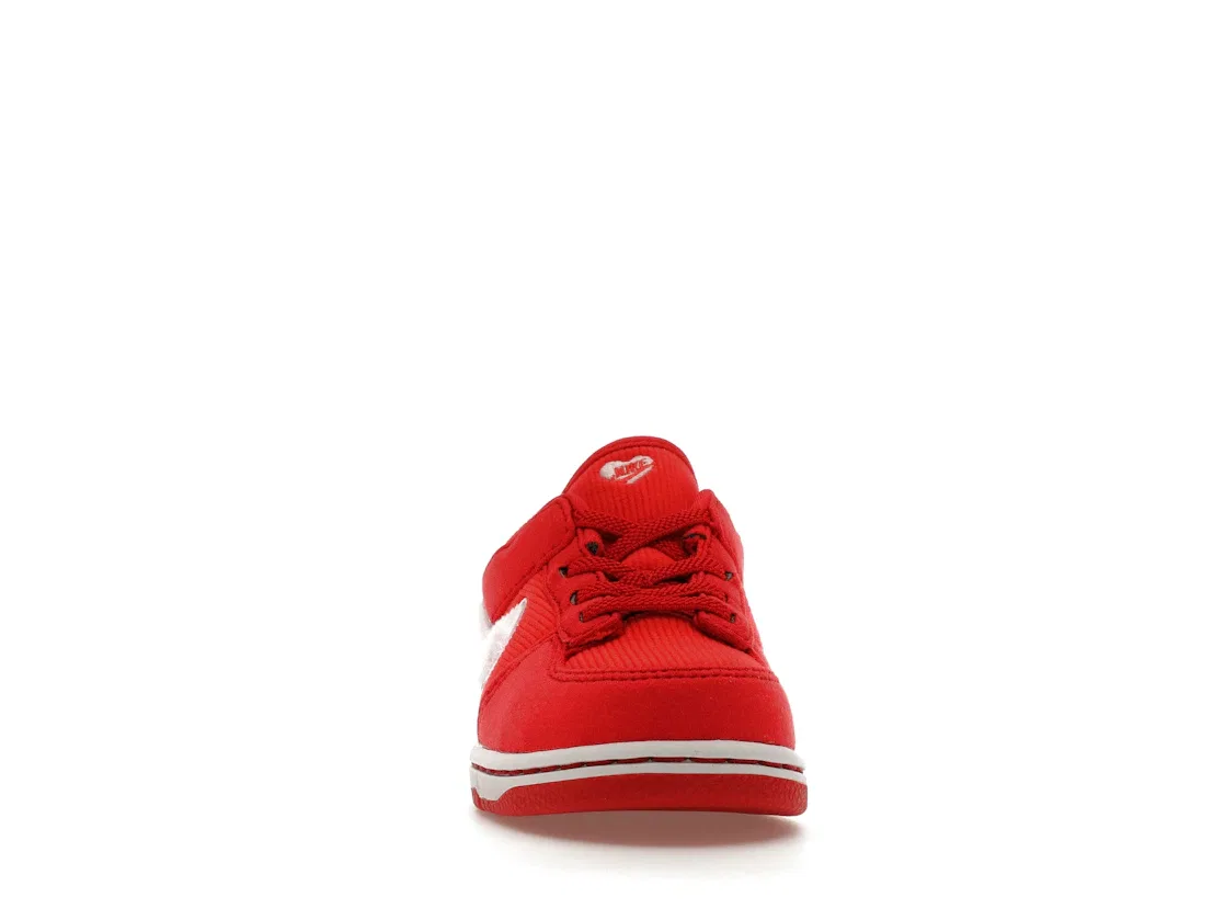 Детские кроссовки повседневные Nike Dunk Low Nike, Fire Red/Pink Foam/Light Crimson/White/Team Red — фото 2
