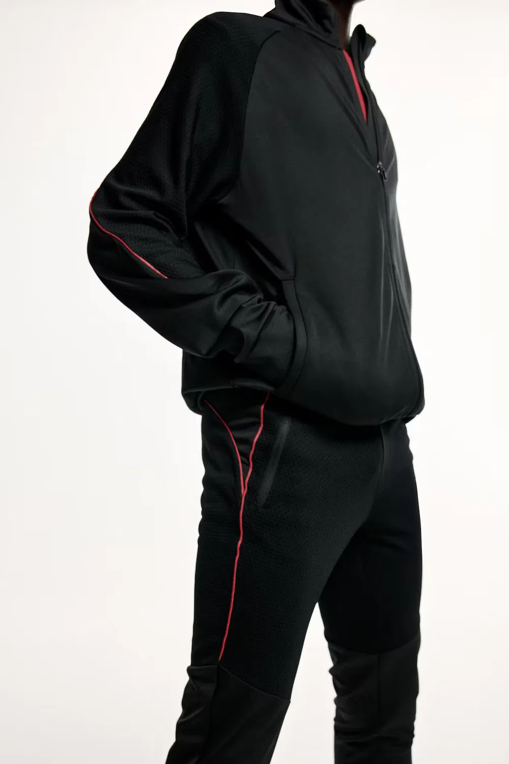 Футбольные брюки Drymo стандартного кроя H&M, Schwarz — фото 4