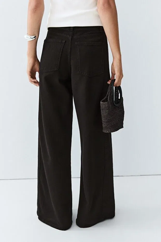 Женские джинсы свободного кроя Fluid Fabric Wide Leg Jeans Massimo Dutti, Black — фото 4