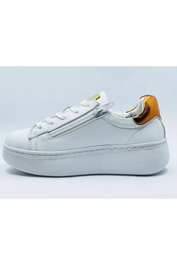 Детские туфли для девочек на плоском ходу Leather and anatomical thick sole girls' shoes Happy Walk, White — фото 3