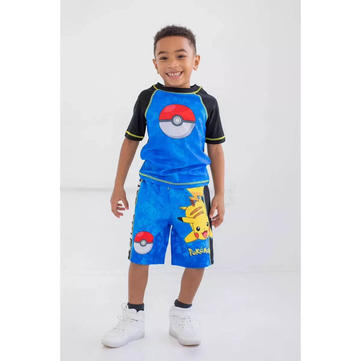 Детский комплект для плавания с принтом Pokemon Raglan Rash Guard and Swim Trunks UPF 50+ Outfit Set Pokemon, Multicolor — фото 2