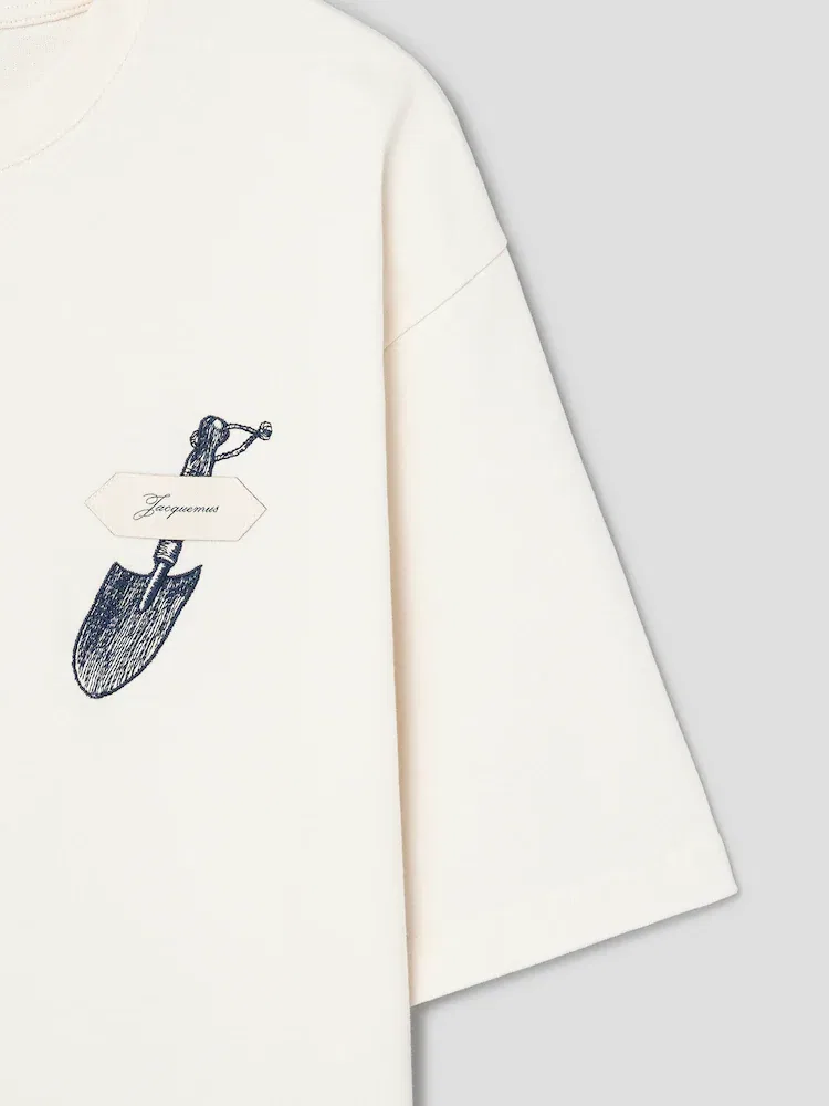 Футболка с вышивкой Le Tshirt Pelle JACQUEMUS, Ivory — фото 4