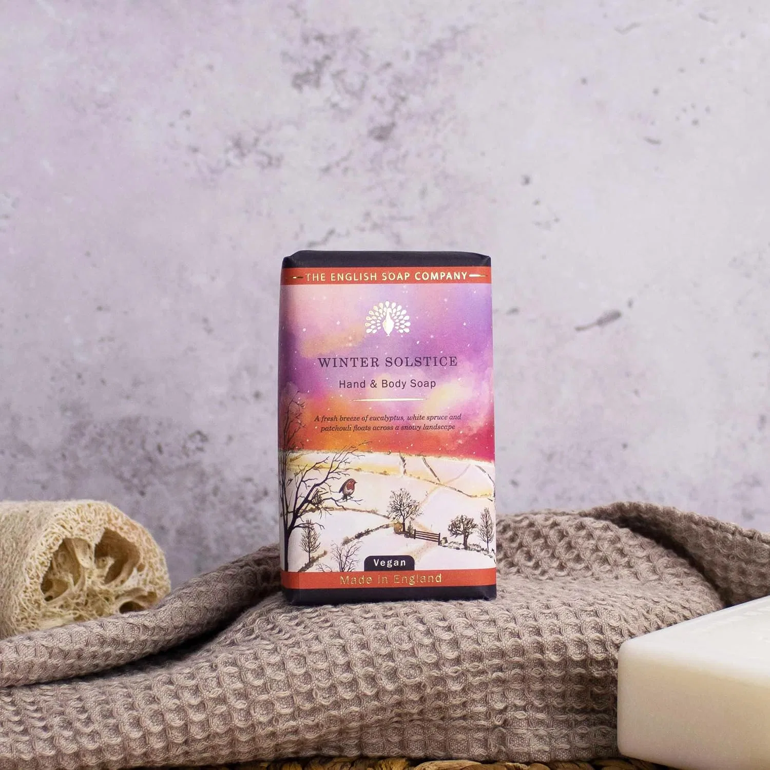 Мыло туалетное ароматизированное The English Soap Company, Winter Solstice, 190 г, Eucalyptus — фото 2