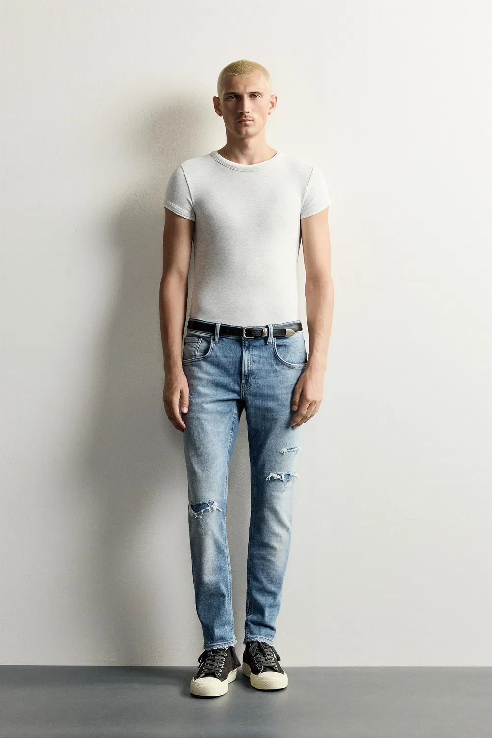 Рваные джинсы узкого кроя ZARA, Light blue