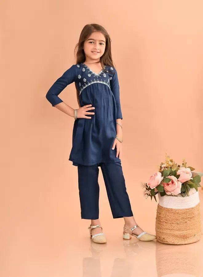 Комплект курт для девочки с индийским орнаментом, модель Girls kurta set, Lilpicks, королевский синий