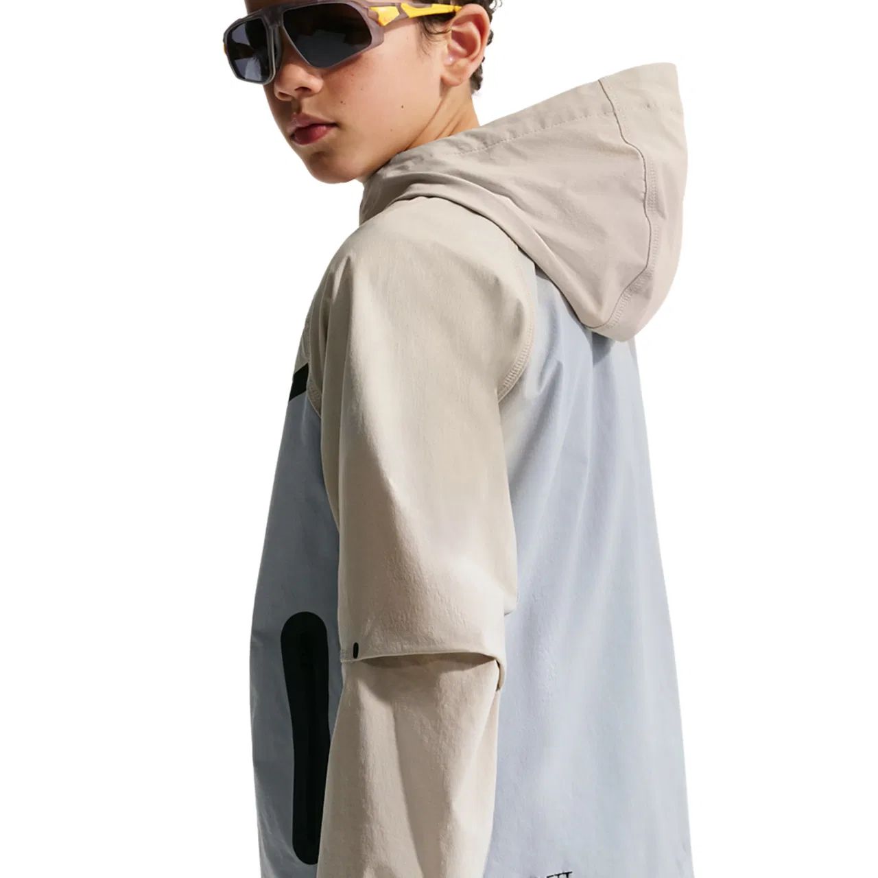 Куртка для мальчиков Tech Woven Full-Zip Nike, цвет Wolf Grey/Cream Ii/Black — фото 2