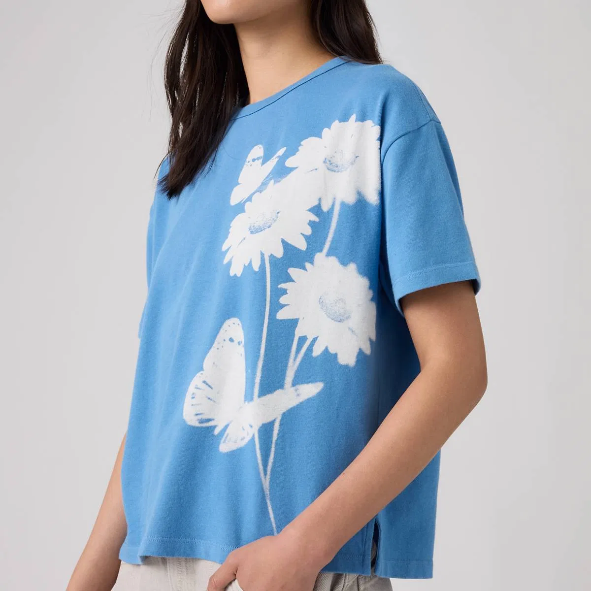 Футболка с коротким рукавом в винтажном стиле с графическим принтом Levi's, Hazy Daisy Parisian Blue - Blue — фото 2