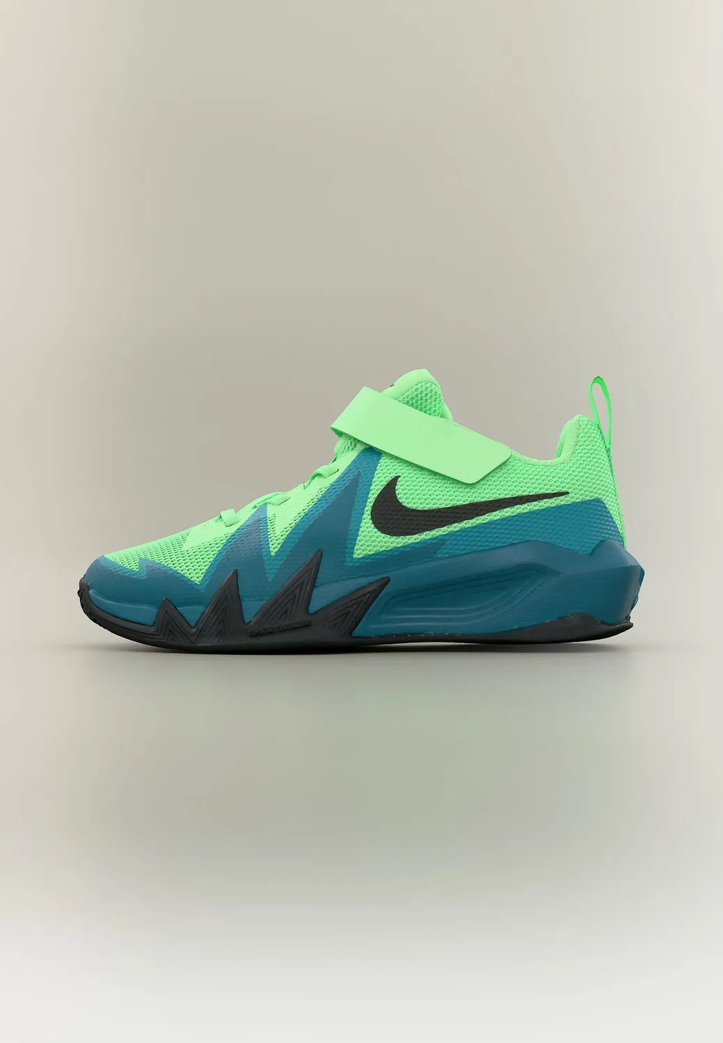 Баскетбольные кроссовки St Dynamite унисекс Nike Performance, Illusion Green/Black/Bright Spruce/Energy