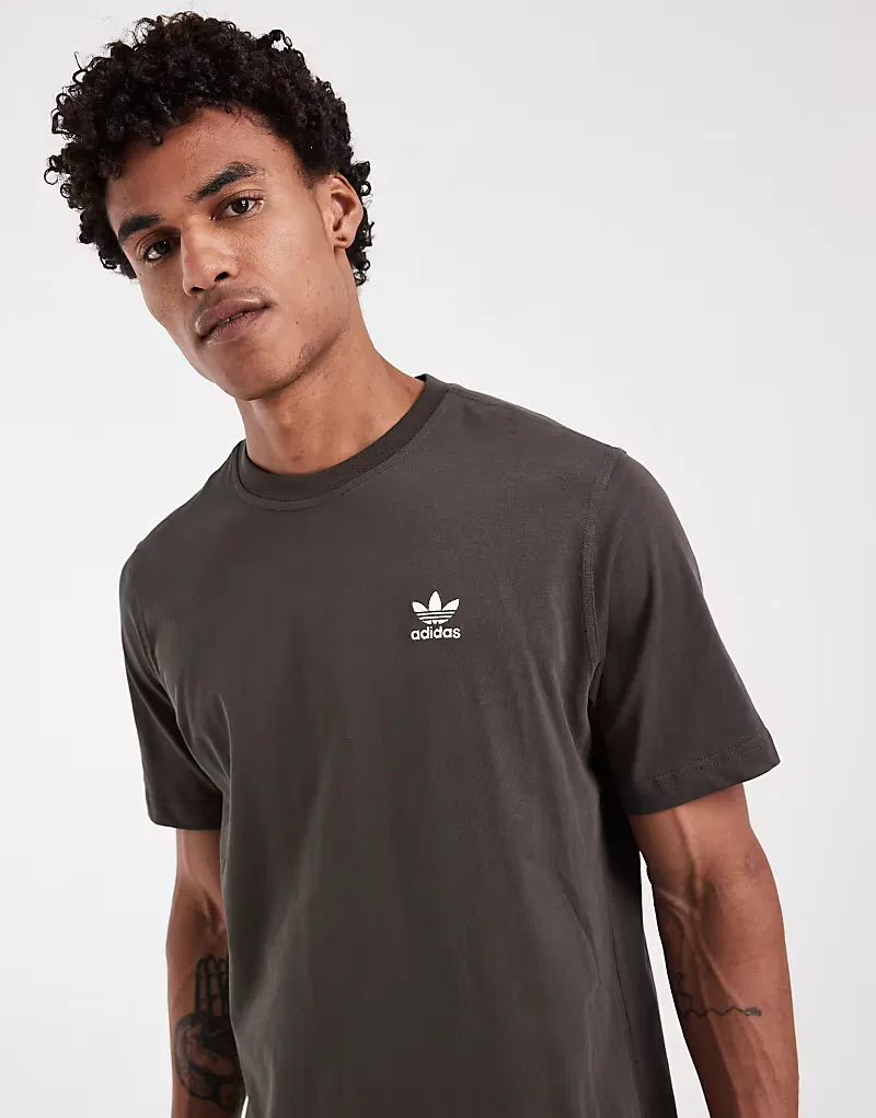 Футболка Adidas Originals Essentials свободного кроя хаки