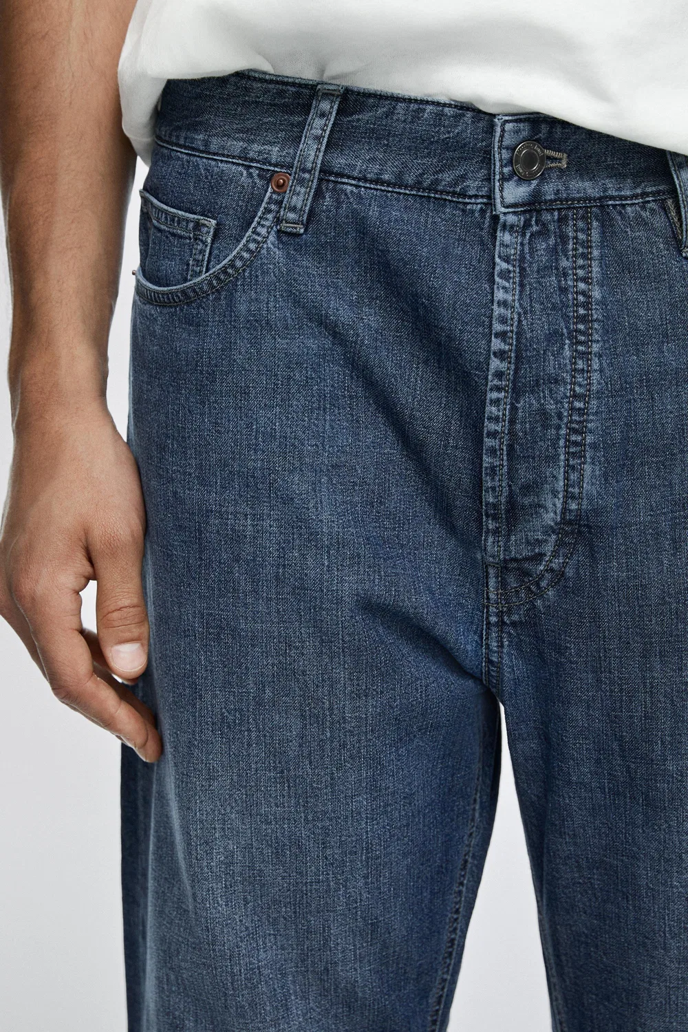 Легкие хлопковые джинсы прямого кроя Massimo Dutti, индиго — фото 4
