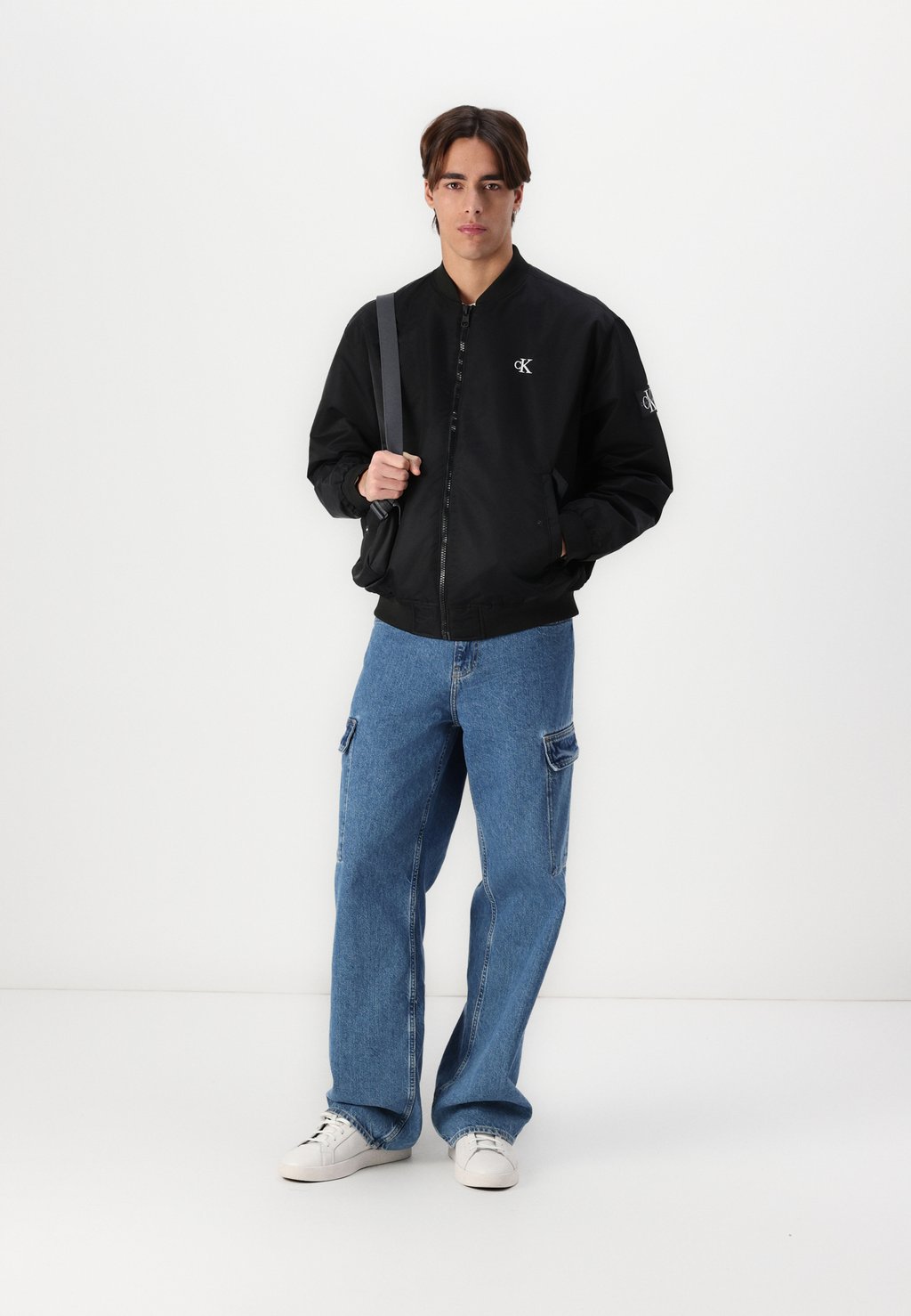 

Куртка-бомбер JACKET Calvin Klein Jeans, черный