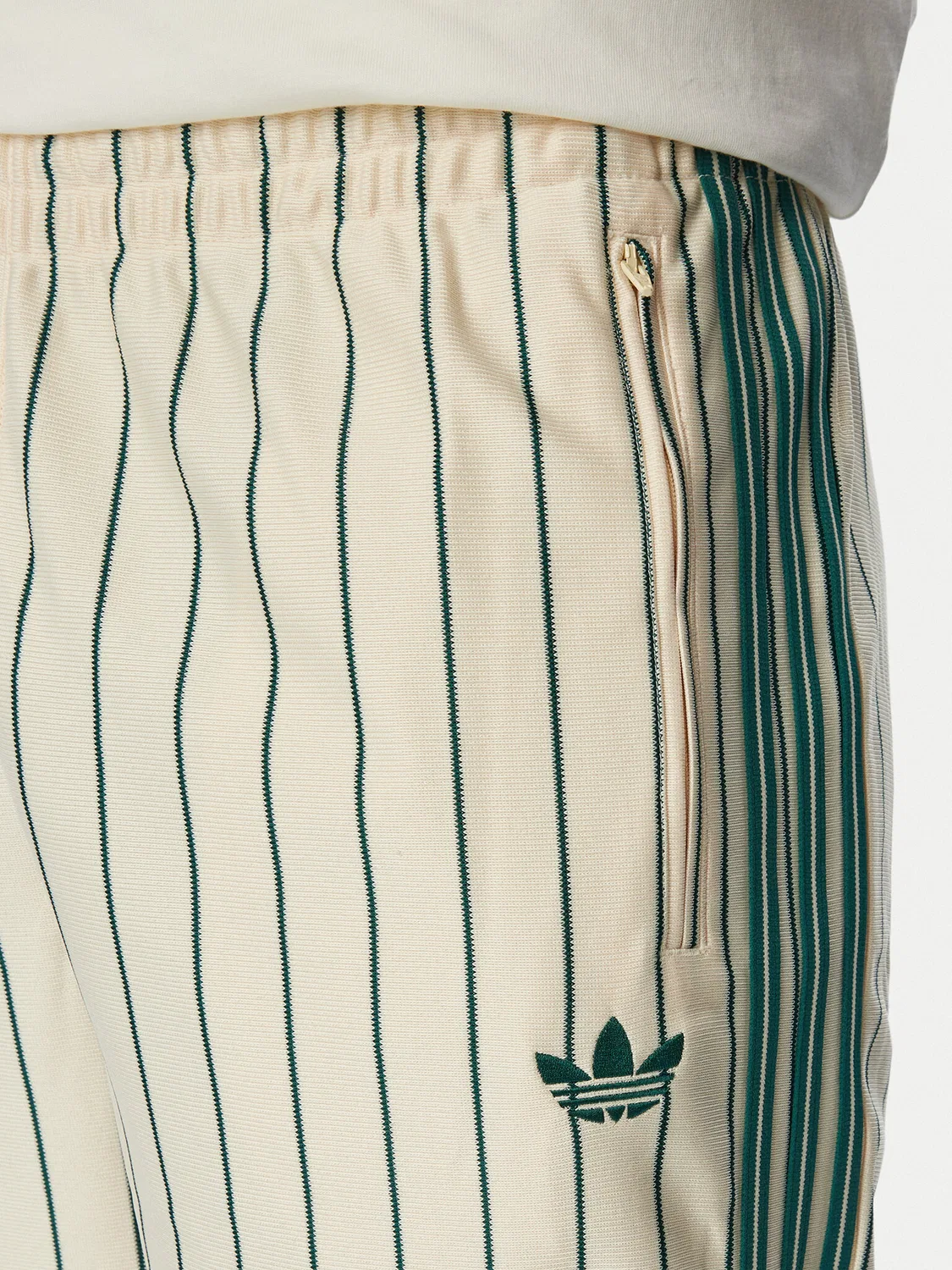 Мужские спортивные штаны стандартного кроя Firebird Pinstripes Adidas, кремовый — фото 4