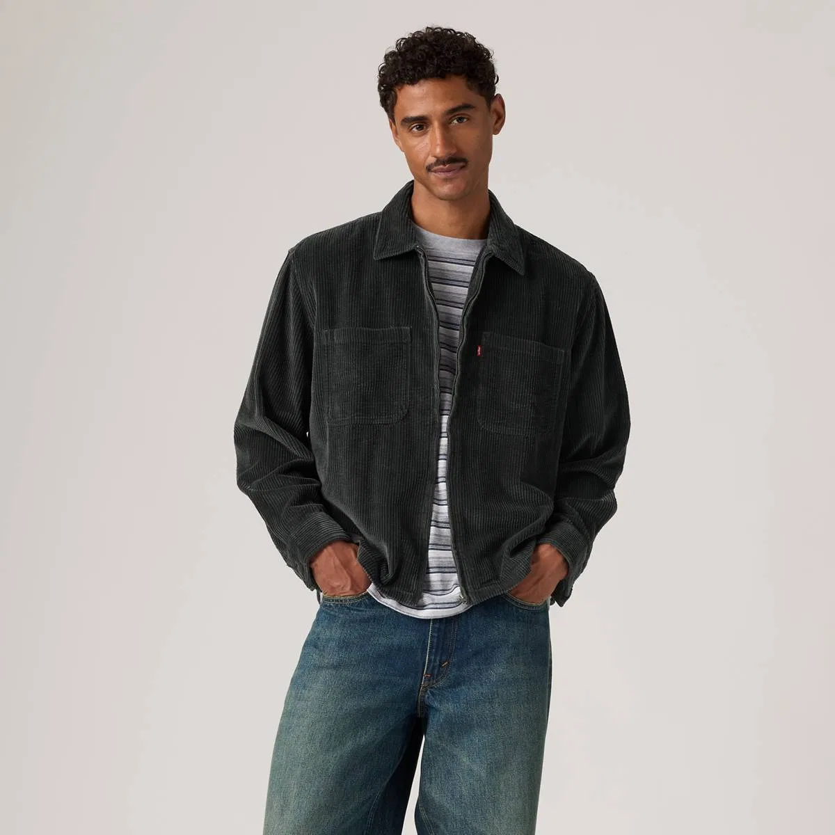 Рубашка-Накидка из вельвета свободного кроя на молнии Levi's, Dark Phantom - Black — фото 3