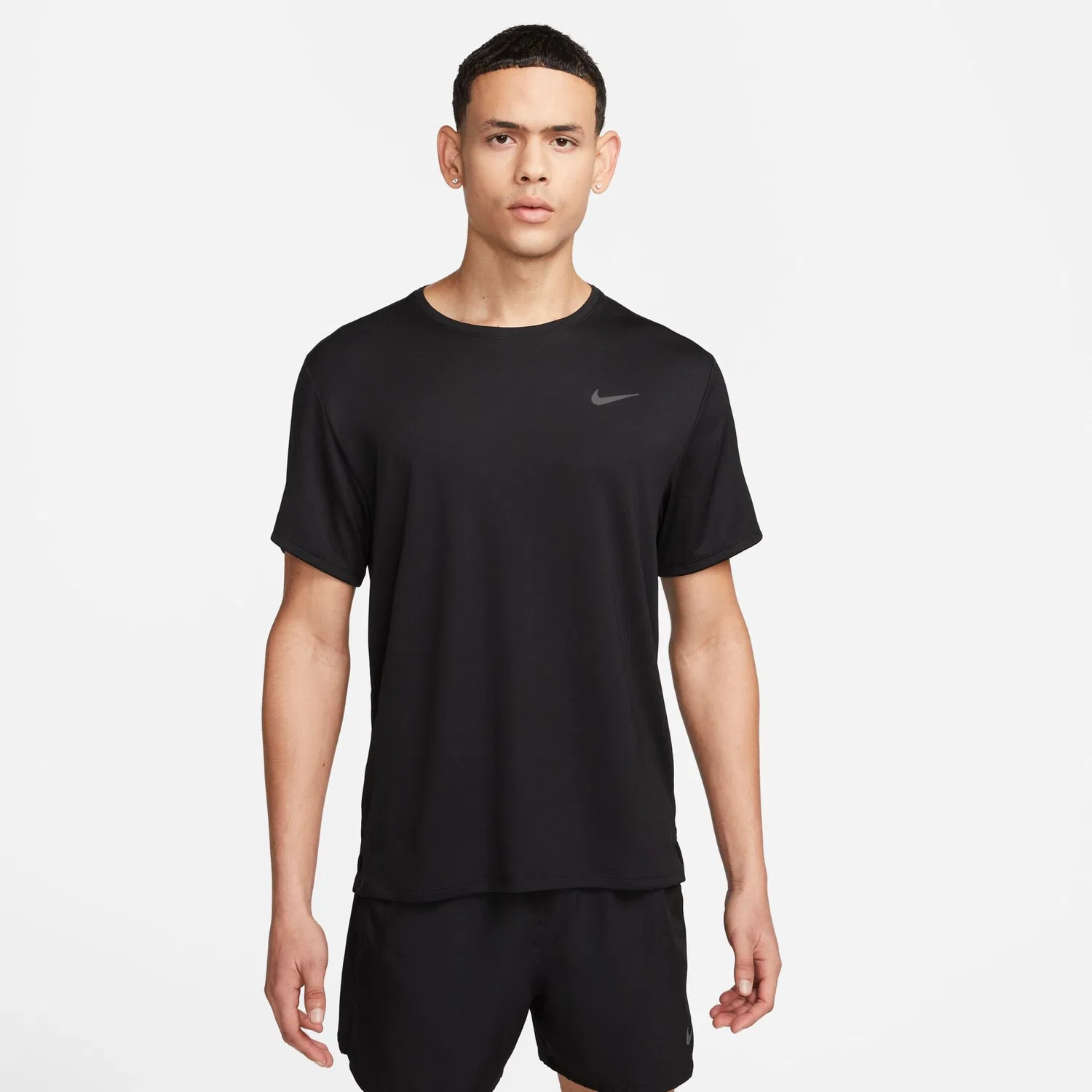 Мужская беговая футболка Dri-FIT UV Miler Nike, Black/Reflective Silver
