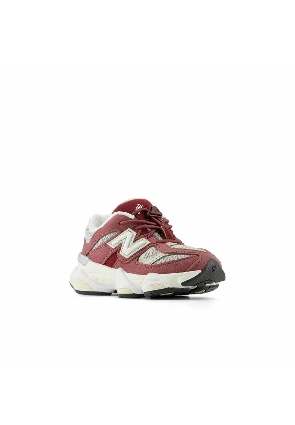 Кроссовки кожаные 9060 New Balance, Washed Burgundy White, белый/бордовый — фото 2