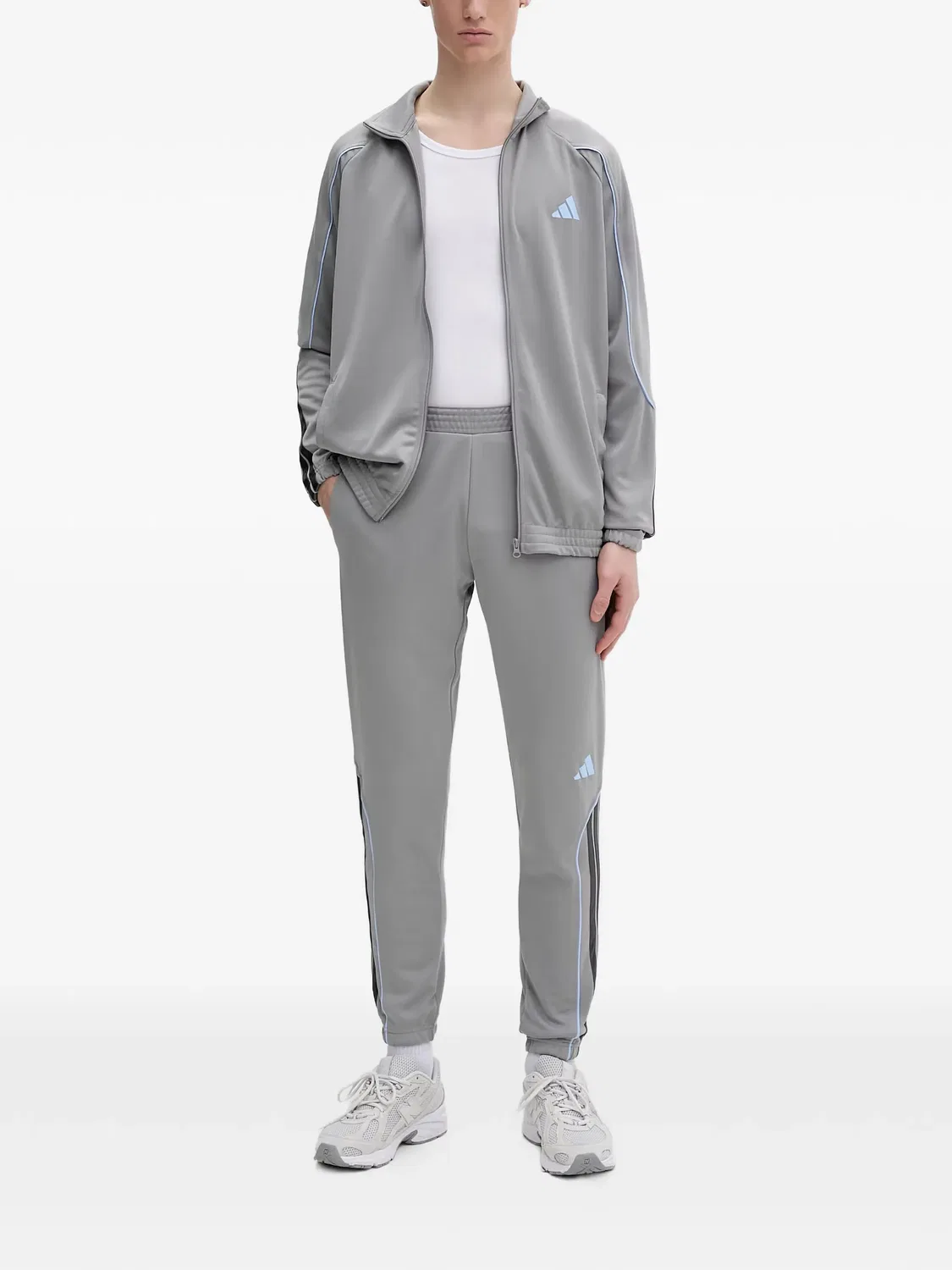 Adidas Спортивный костюм с лампасами серый — фото 3