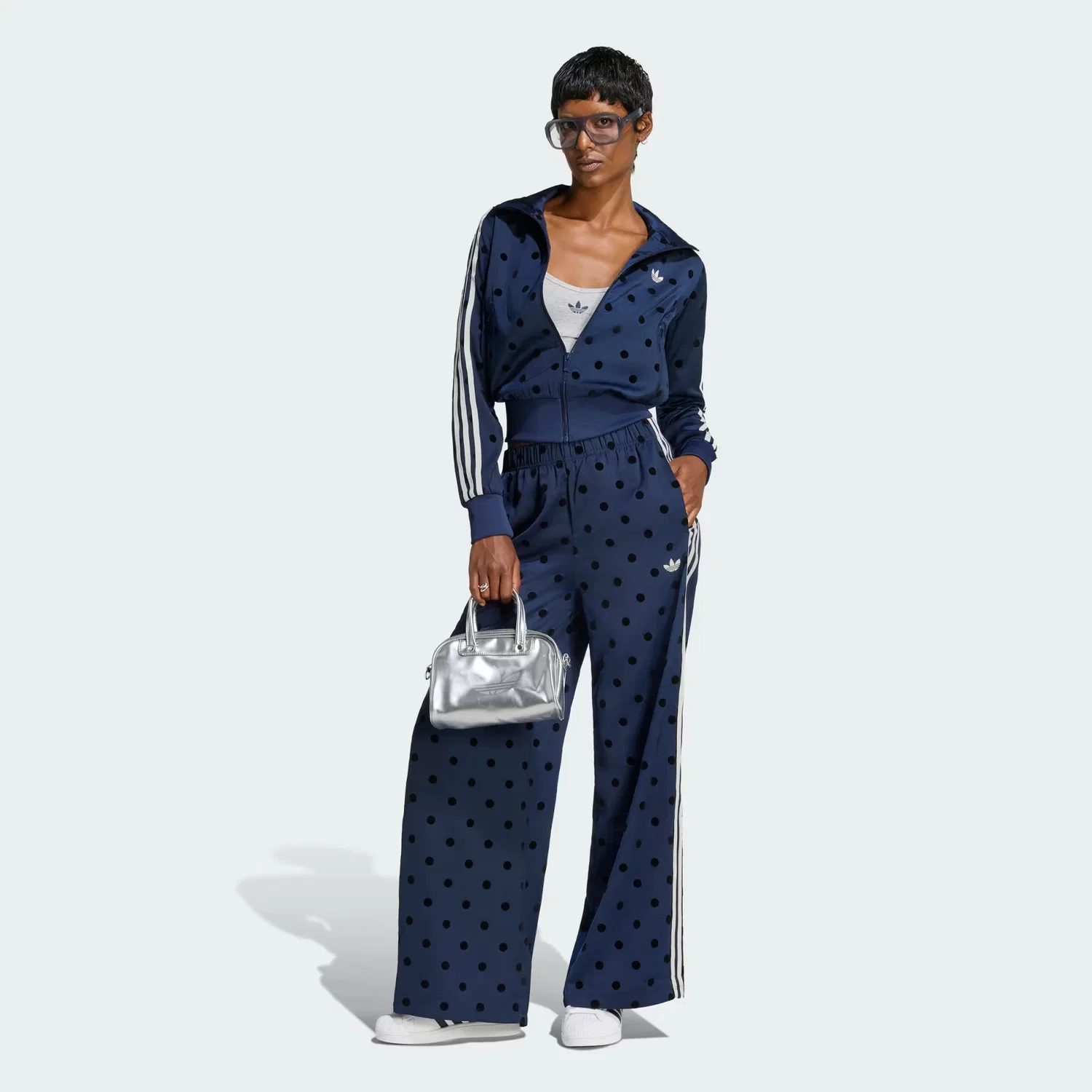 Женская олимпийка на молнии с принтом в горошек Satin Polka Dots TT Adidas Originals, Night Indigo — фото 3