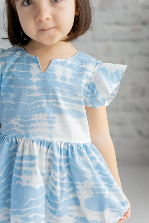 Детское платье для девочек с принтом Elegant Generic Brands, Blue Cloud Pattern — фото 2