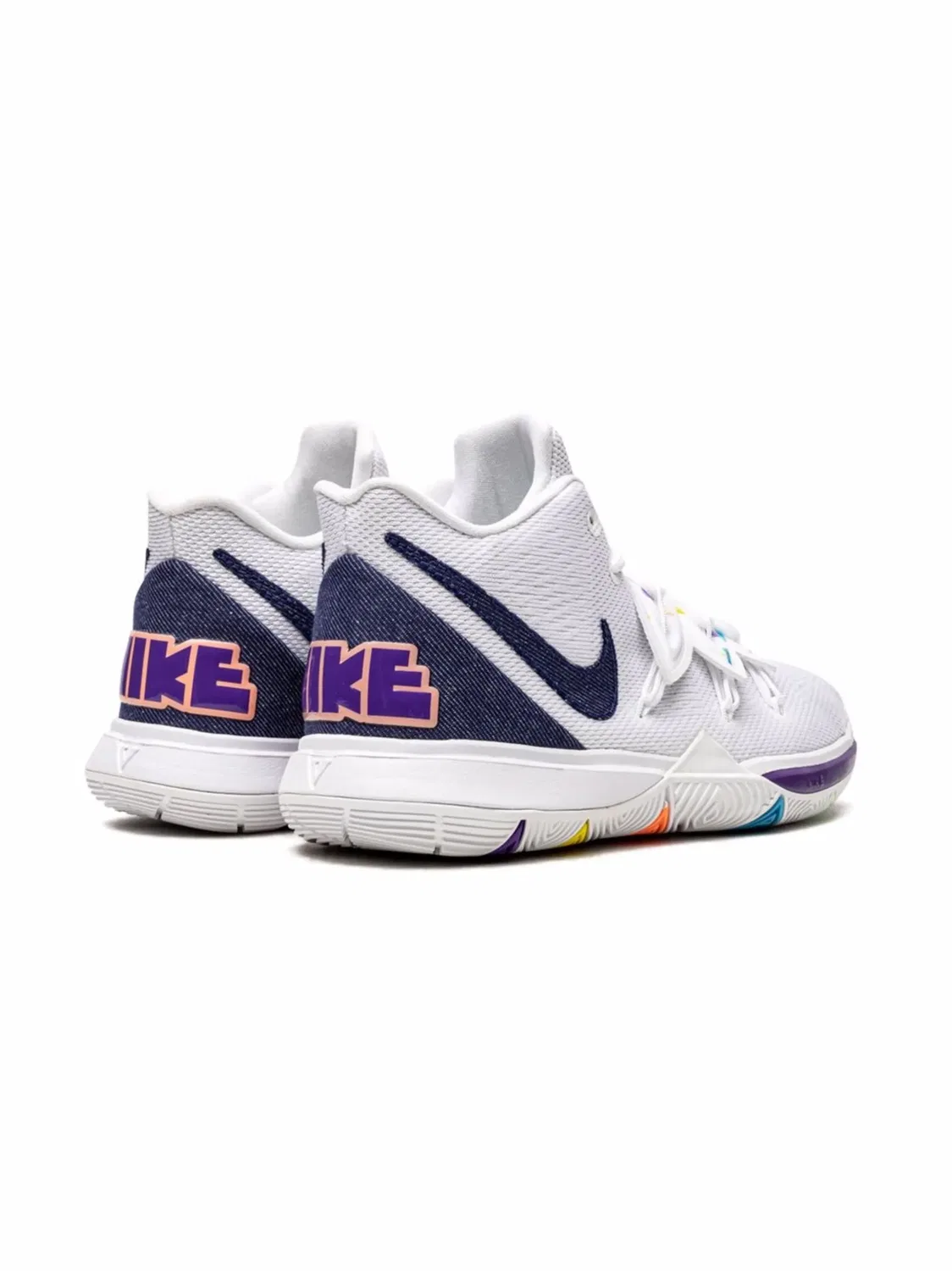 Кроссовки Kyrie 5 Graffiti Nike Kids, белый — фото 3