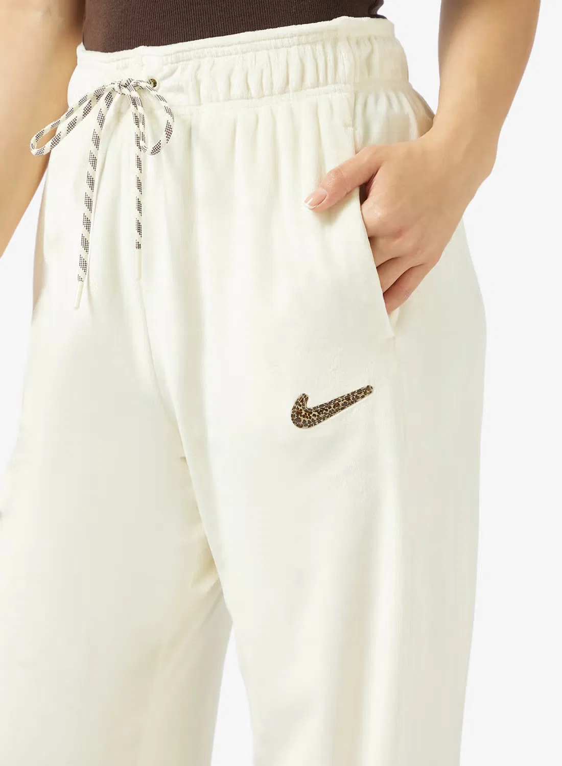 Брюки спортивные с принтом Pixel Nike, кокосовое молоко — фото 4