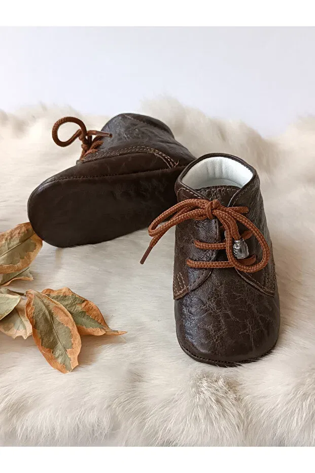 Детские пинетки из натуральной кожи с тиснением Hodore, Embossed Coffee — фото 3