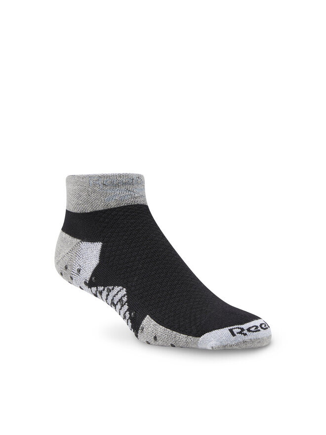 

Носки Classics Tailored Grip Socks Reebok, черный