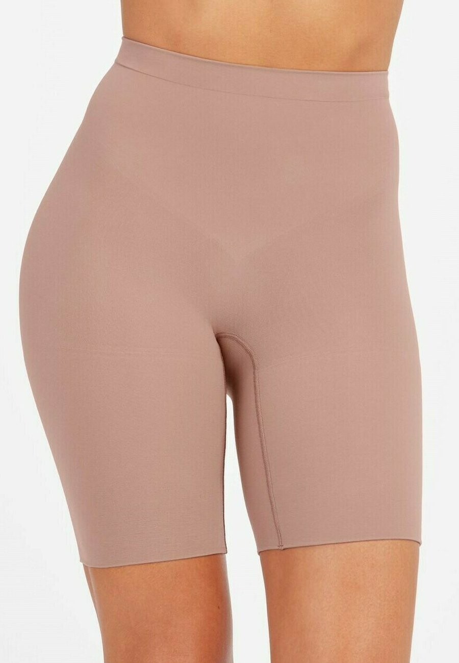 

Корректирующее белье POWER SHORT Spanx, темно-коричневый