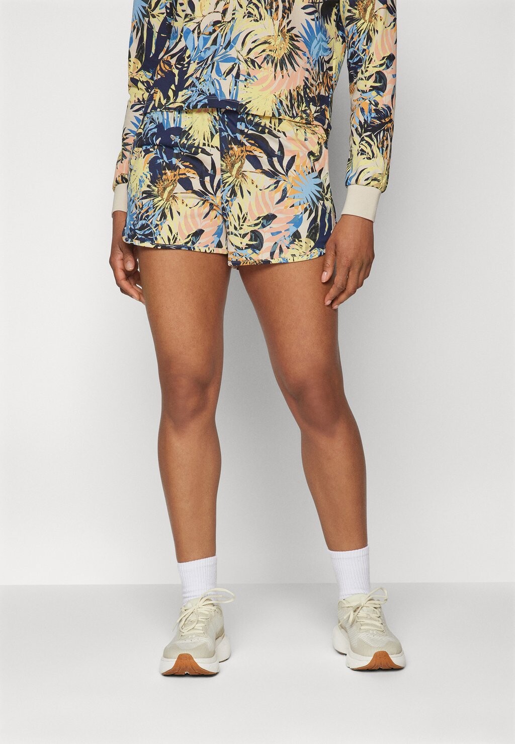 

Спортивные шорты Onppalmi Shorts Only, мультиколор