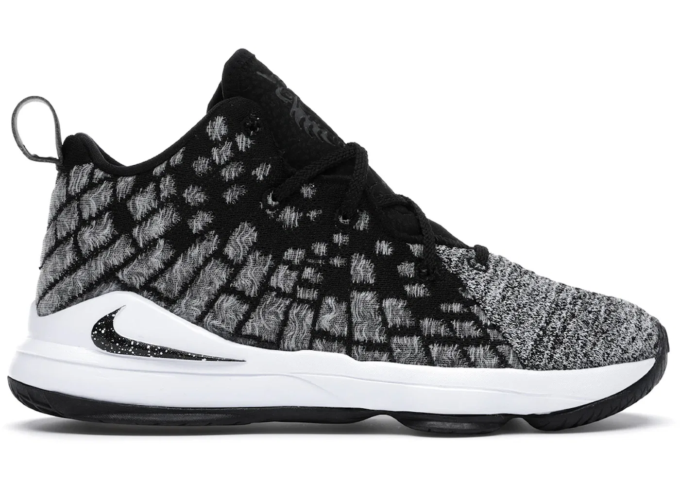 Детские кроссовки для баскетбола Nike LeBron 17, Black/Black-White