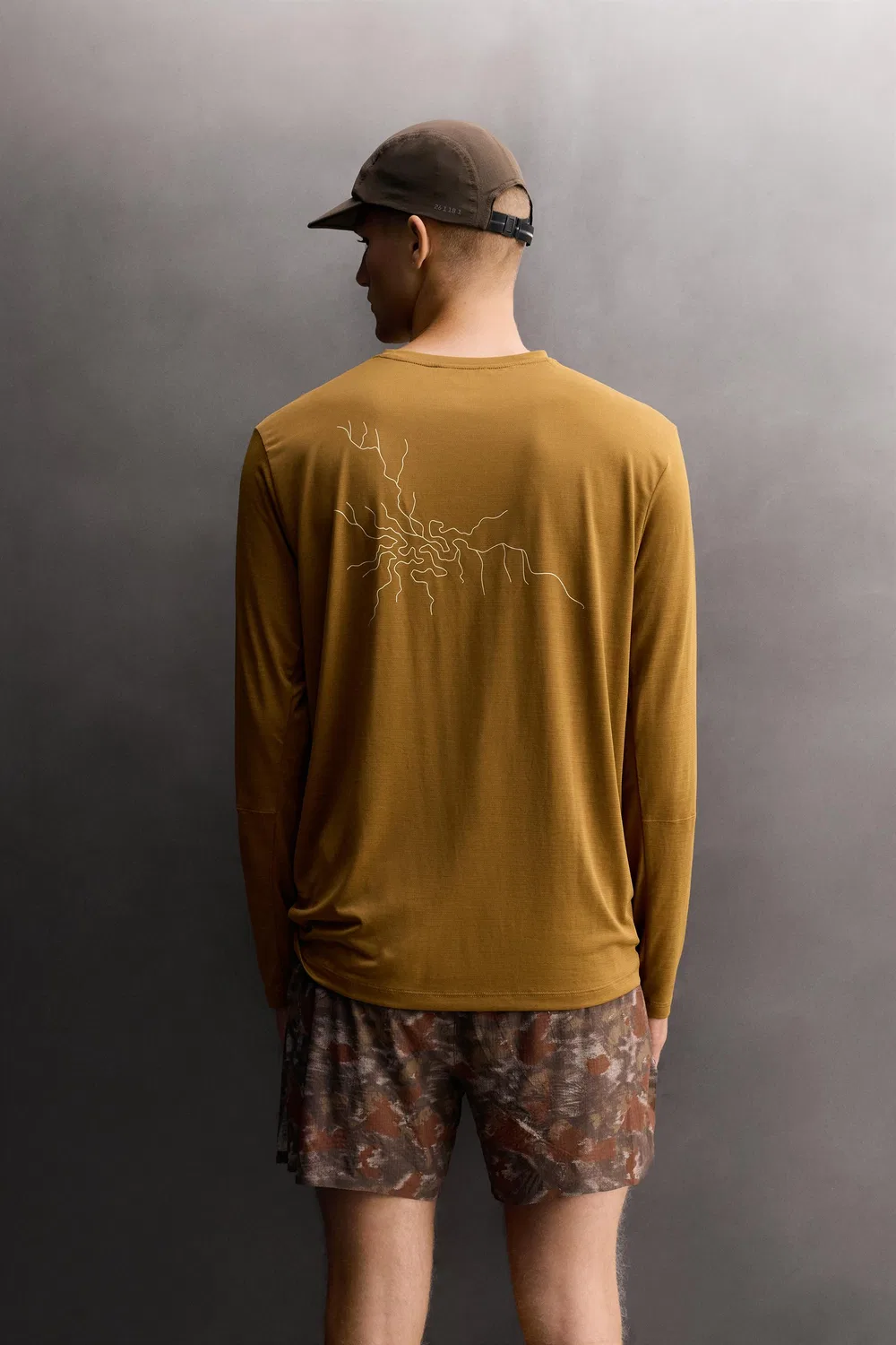 Футболка с длинным рукавом и графическим рисунком ZARA, Brown — фото 3