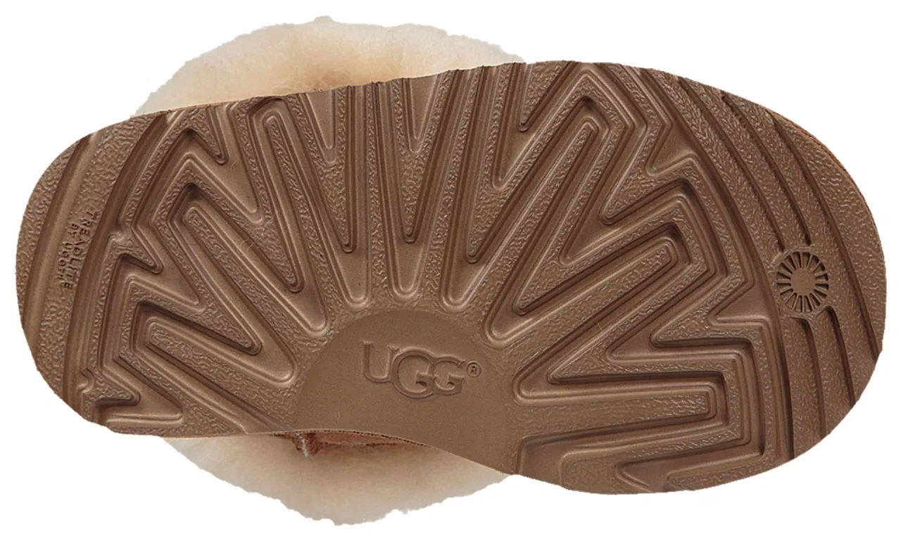 Детские ботинки Classic II UGG, цвет Chestnut/Brown — фото 3